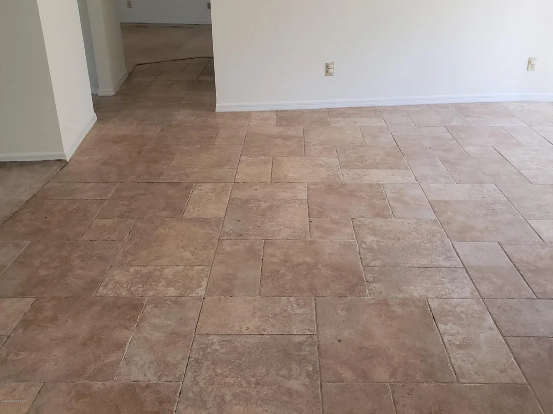 Photo of 1304 Heritage Acres Boulevard