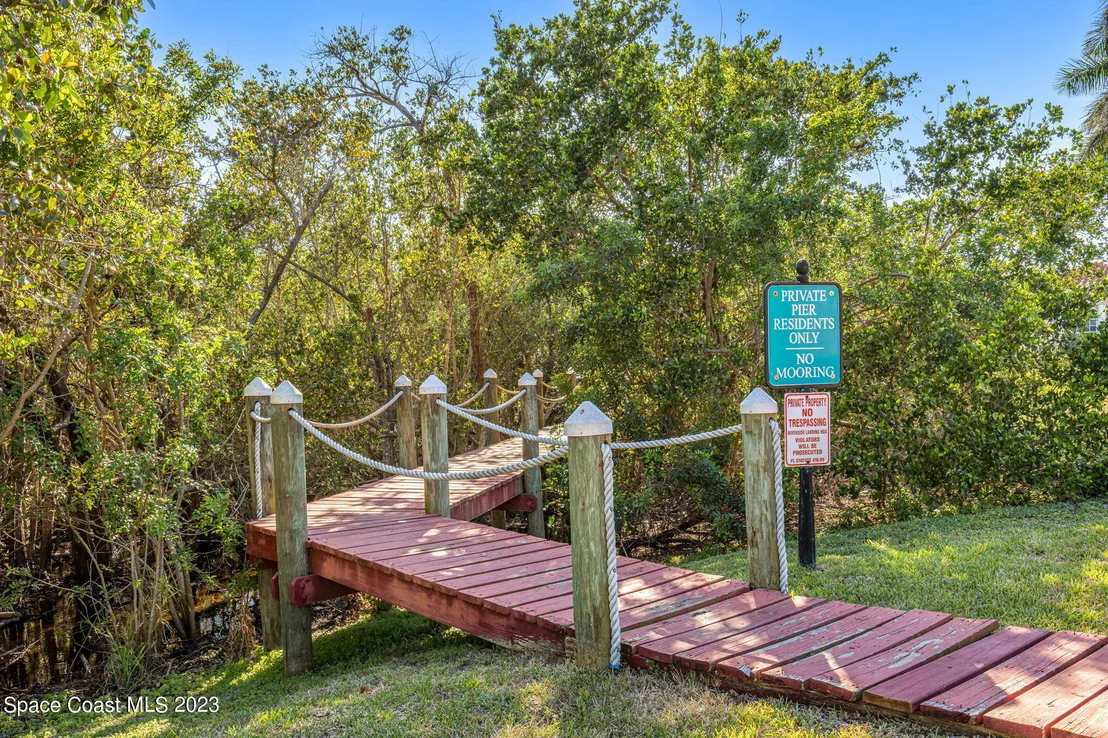 Photo of 212 Ivory Drive