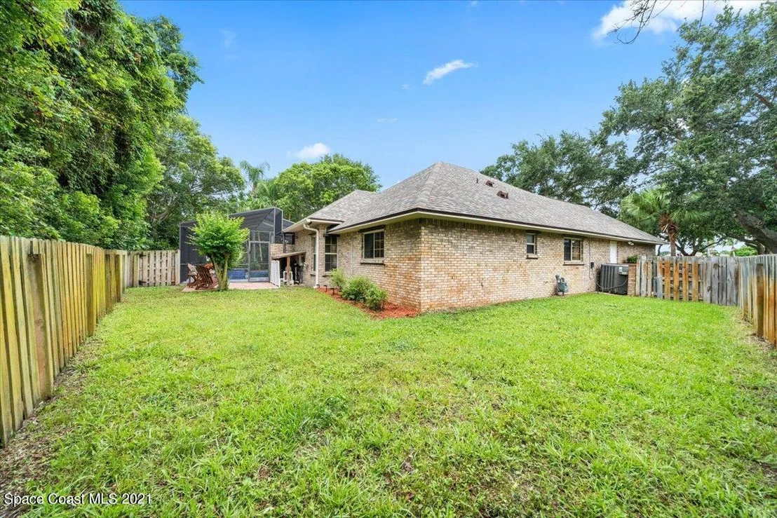 Photo of 772 Lake Drive