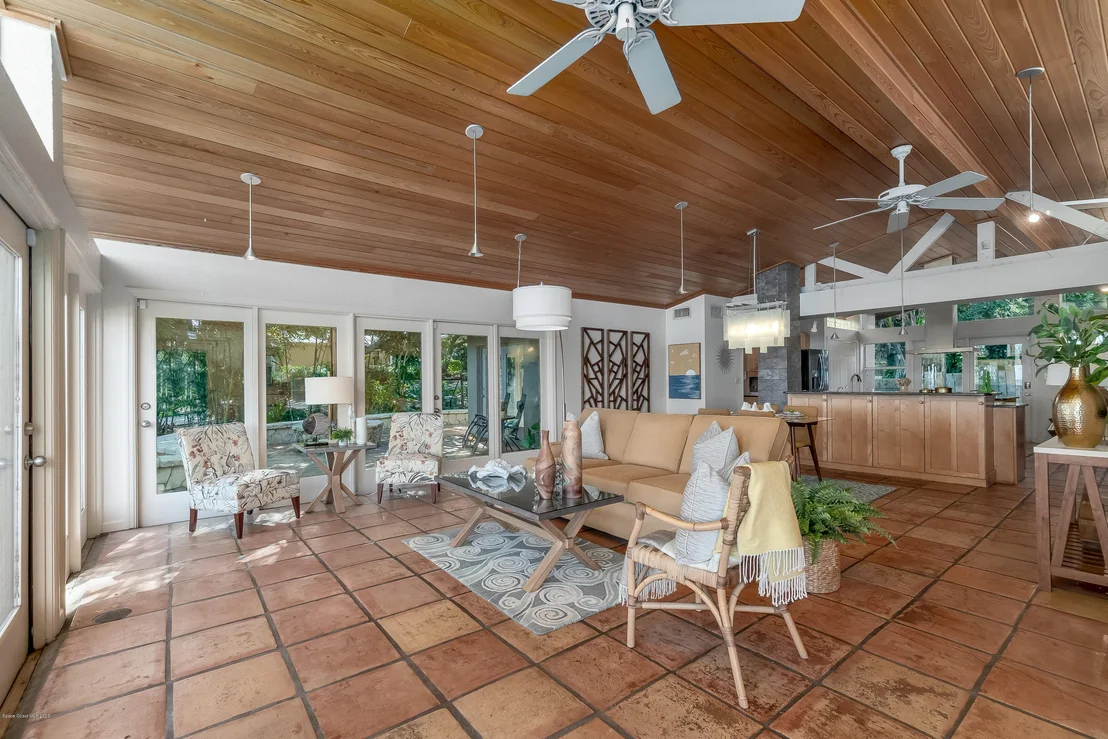 Photo of 4445 N Indian River Drive