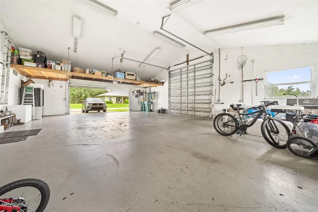Photo of 4901 Evinrude Road