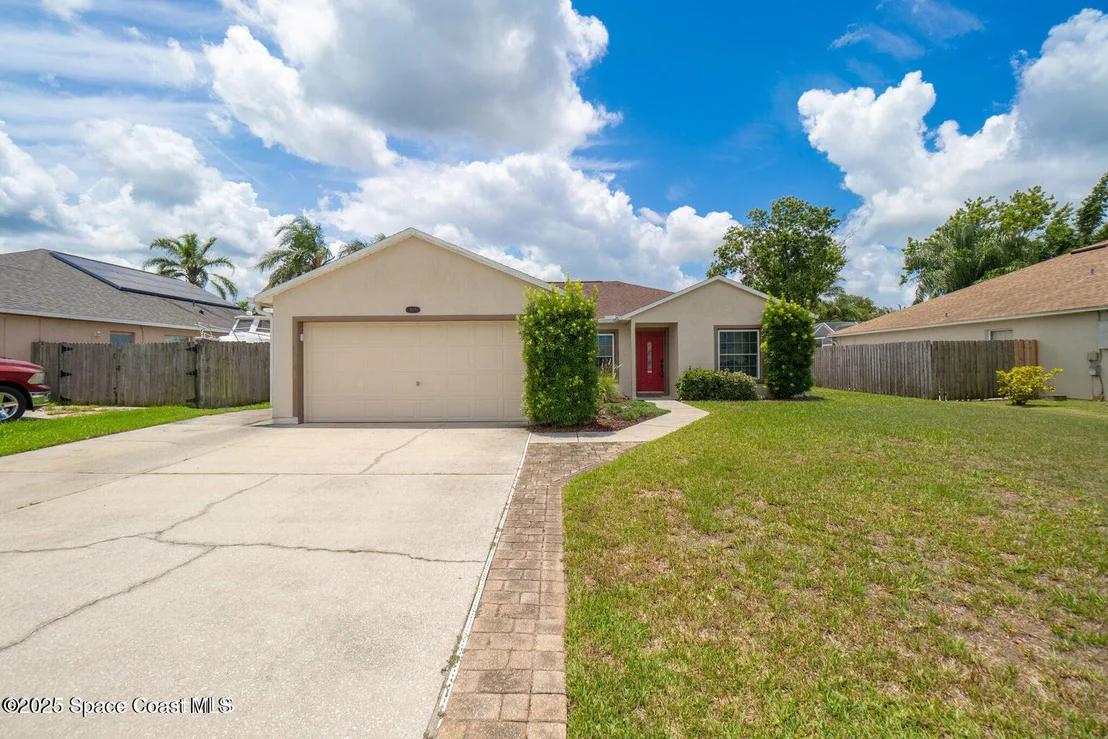 Photo of 967 Sabal Grove Drive