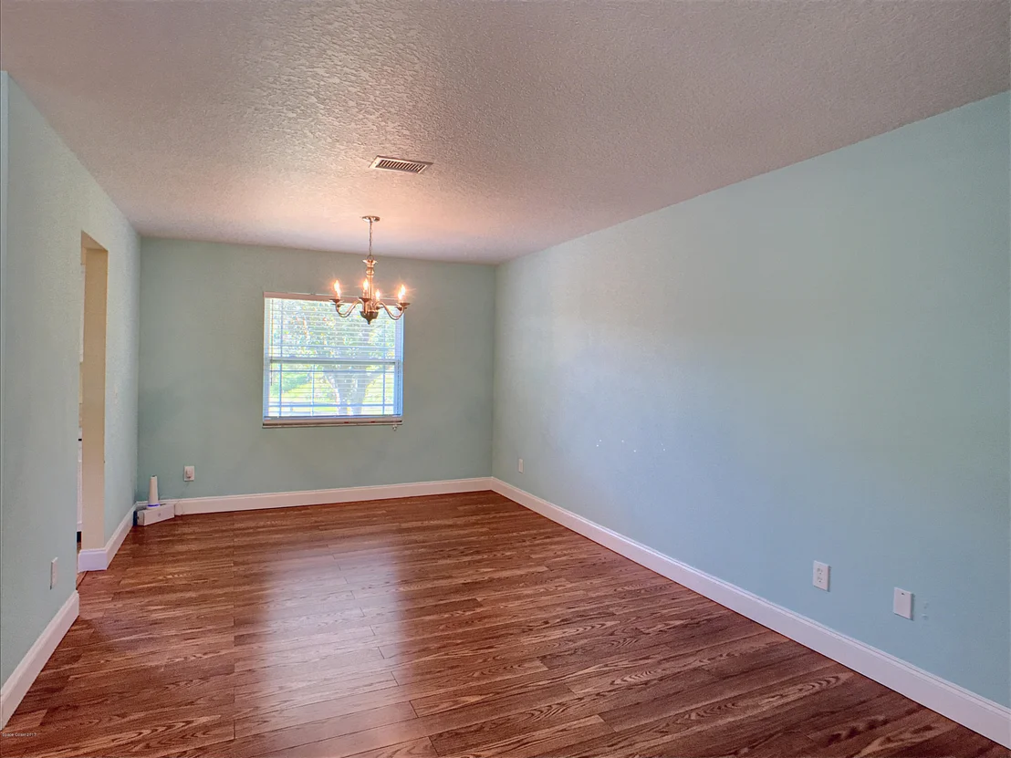 Photo of 1050 Chokecherry Drive