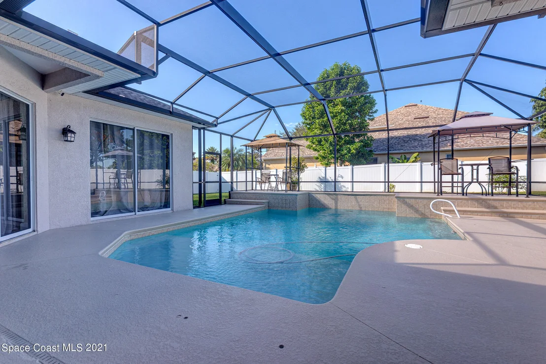 Photo of 241 Pebble Hill Way