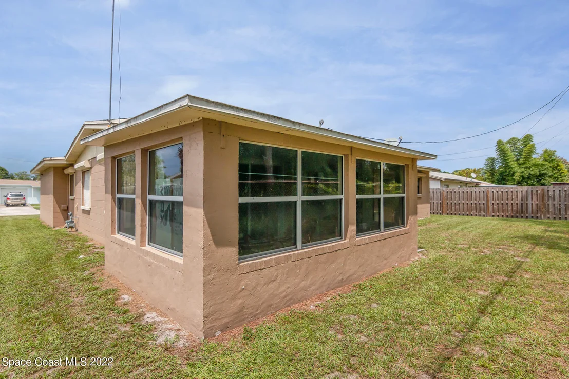 Photo of 1021 Coronado Drive