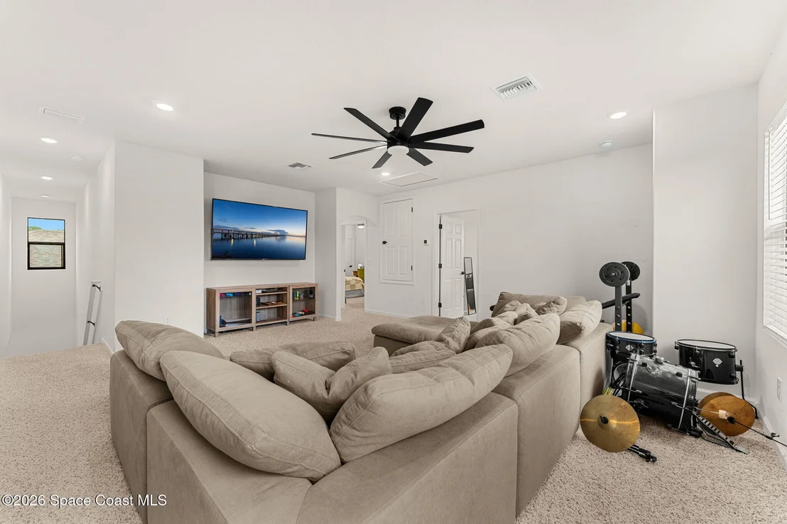 Photo of 250 Wiregrass Avenue