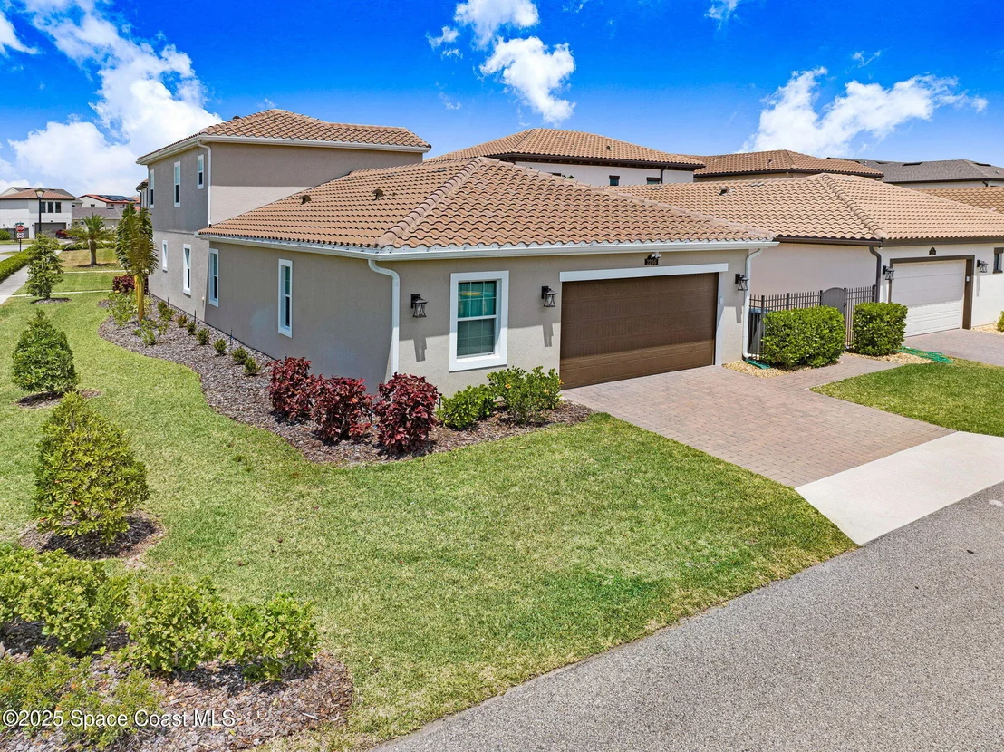 Photo of 2246 Pravny Lane