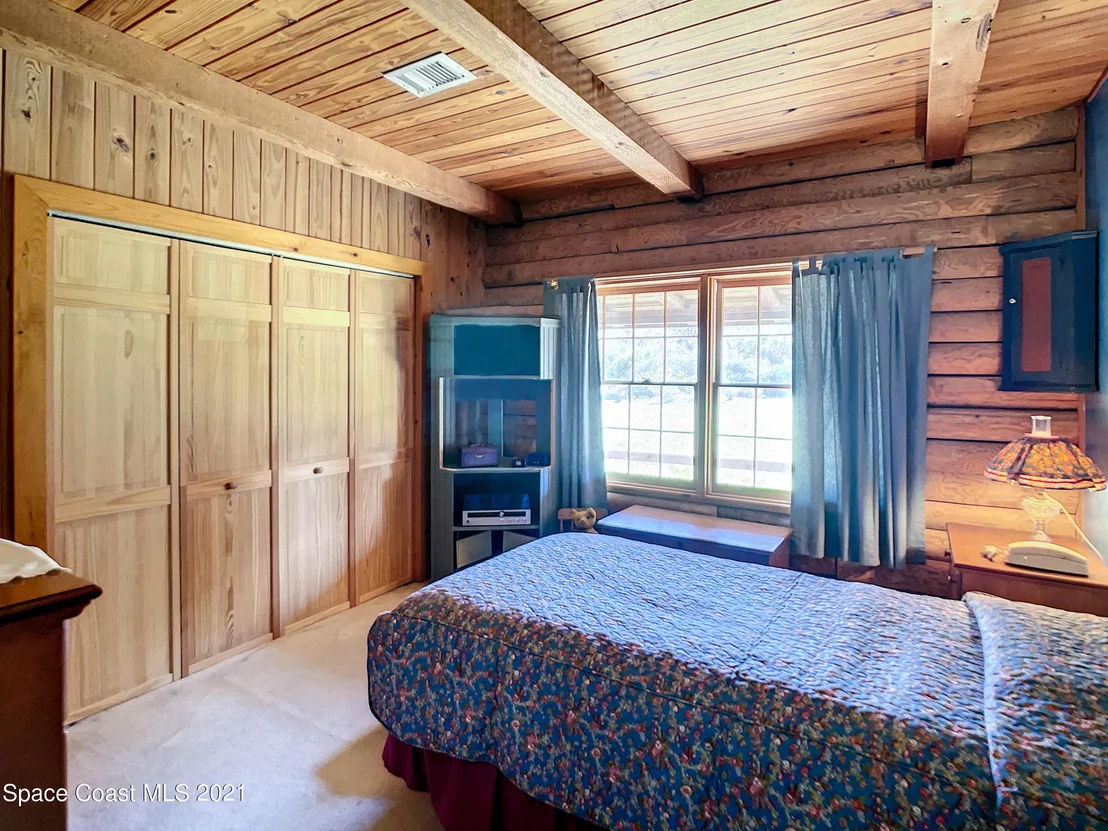 Photo of 4340 Burkholm Road