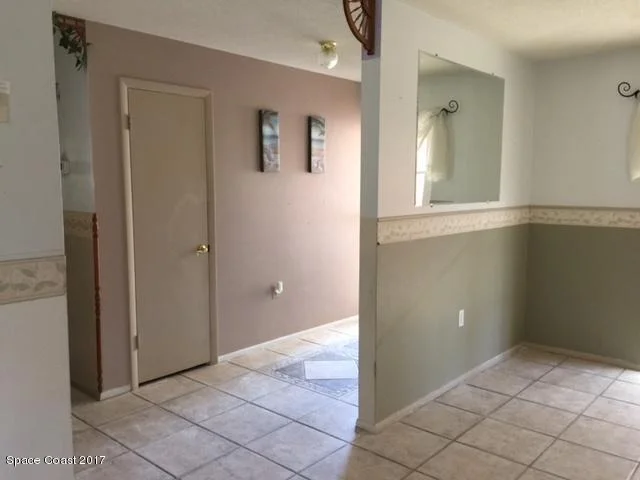 Photo of 977 Sable Lane
