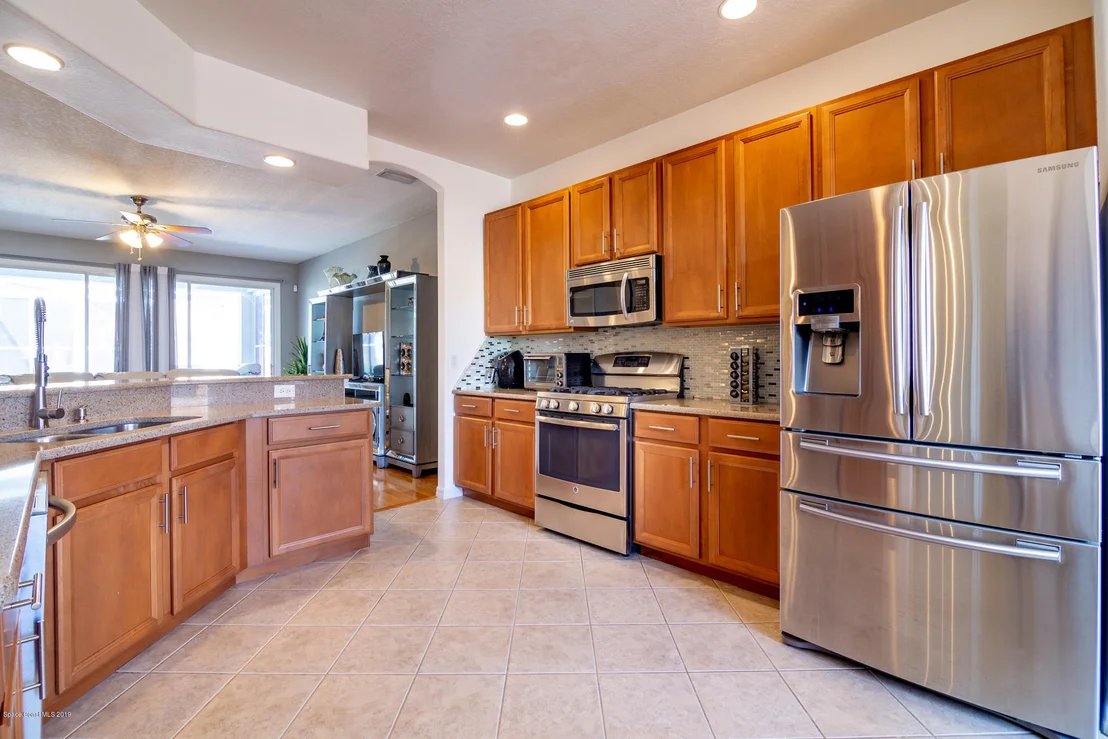 Photo of 4610 Portage Trail