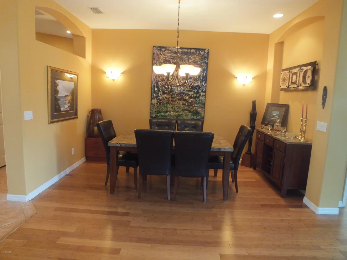 Photo of 4600 Portage