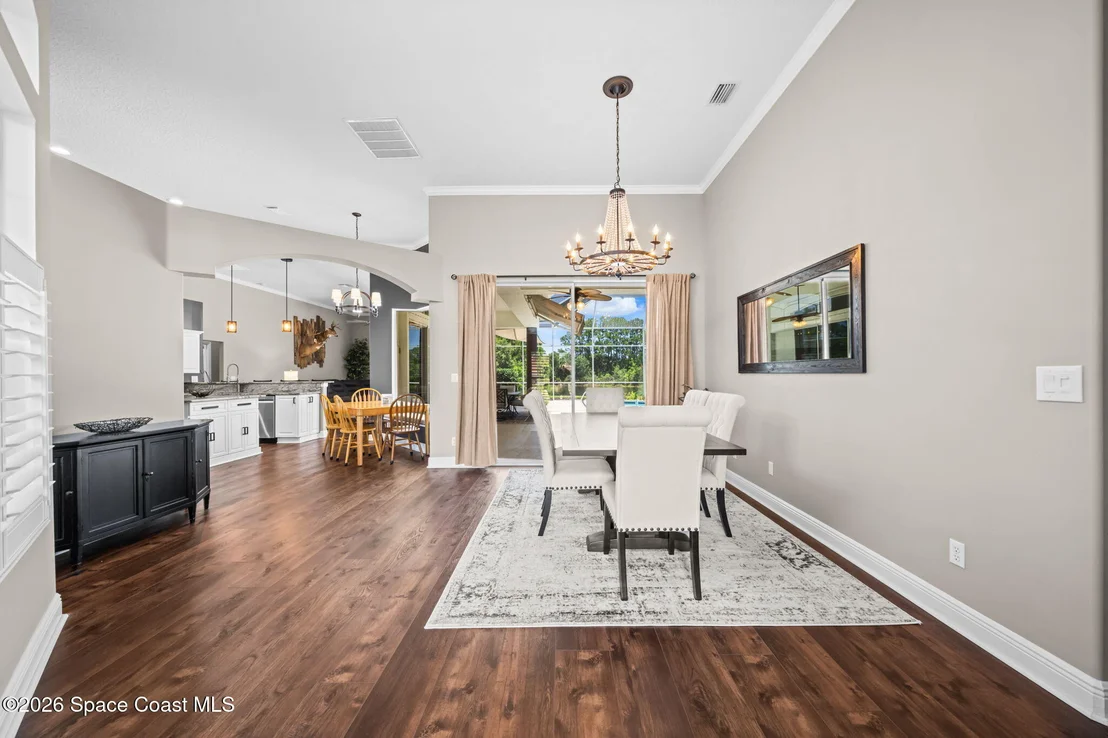 Photo of 842 Thrasher Drive