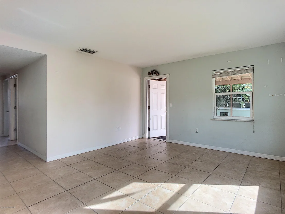 Photo of 950 Ohara Drive