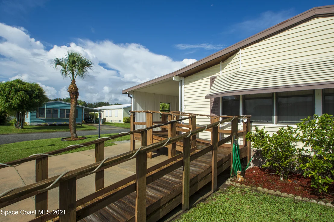 Photo of 526 Akee