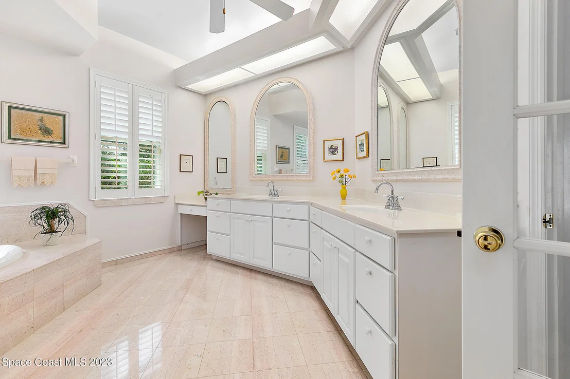 Photo of 482 Sanderling Drive