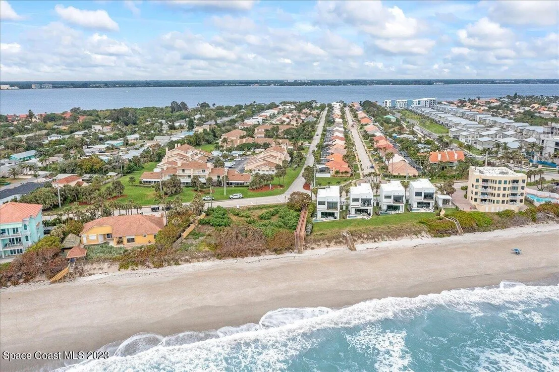 Photo of 330 Las Olas Drive