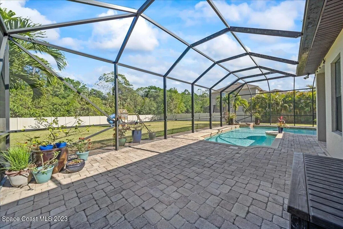 Photo of 4111 Anlow Road