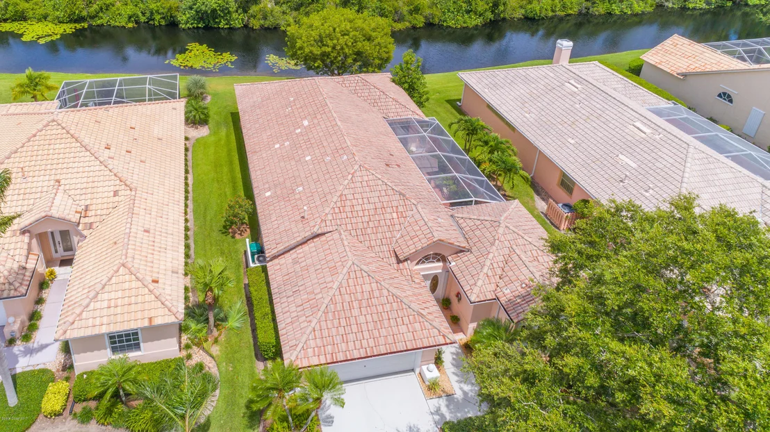 Photo of 919 Palm Brook Drive