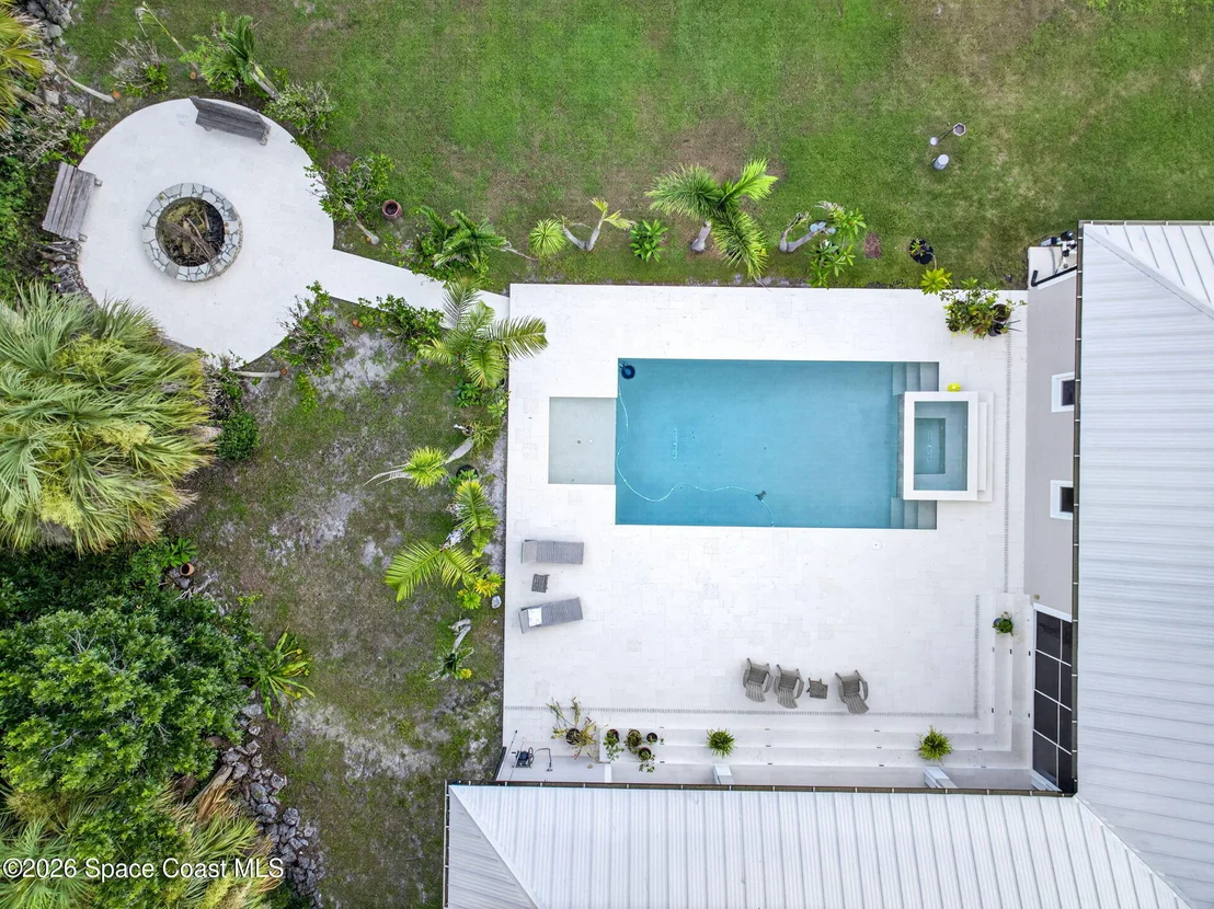 Photo of 3865 Reynolds Road