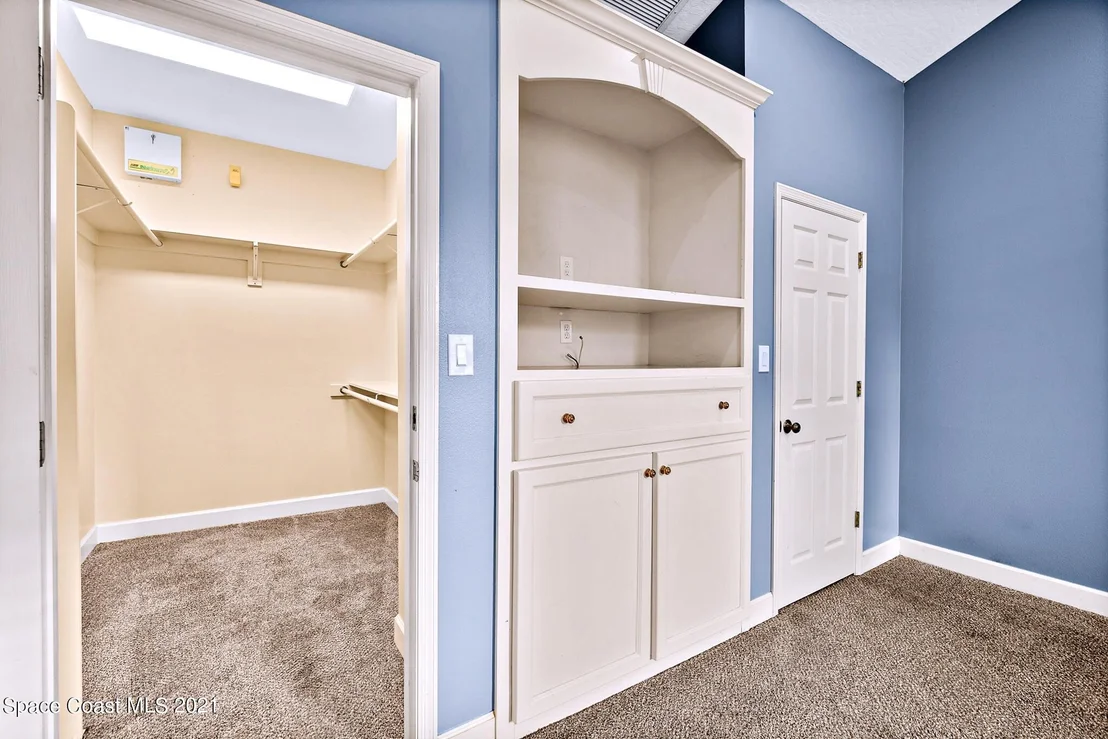 Photo of 3575 James Road