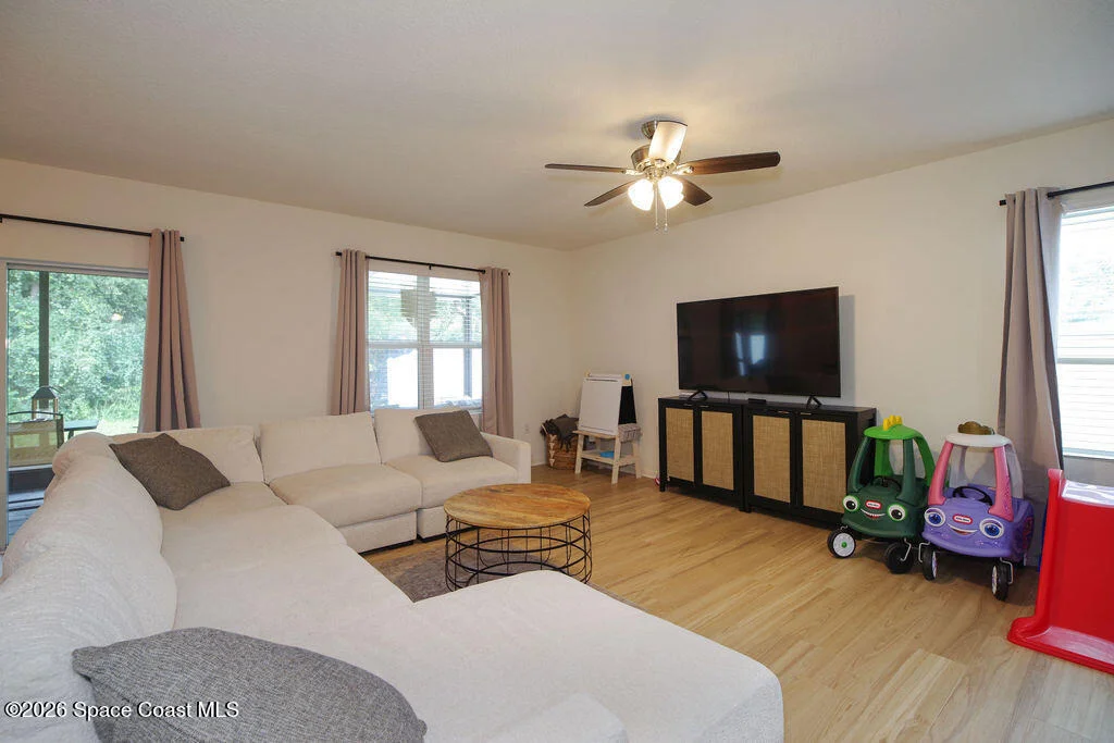 Photo of 4283 Starling Place