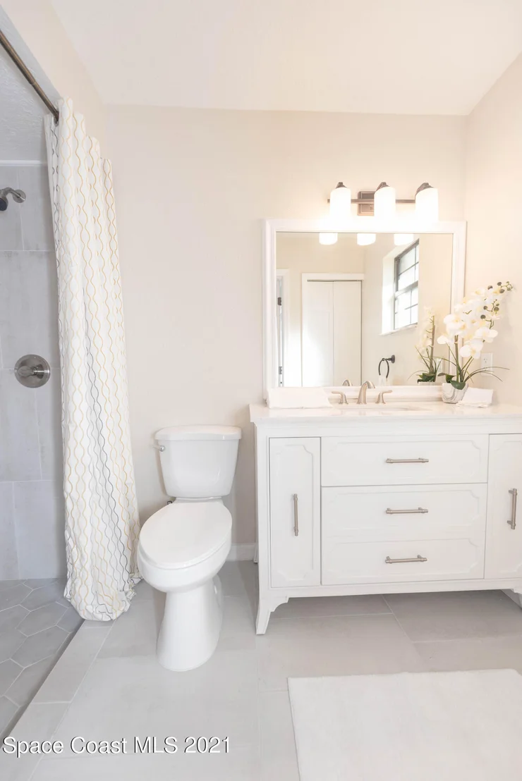 Photo of 6570 Beggs Ter