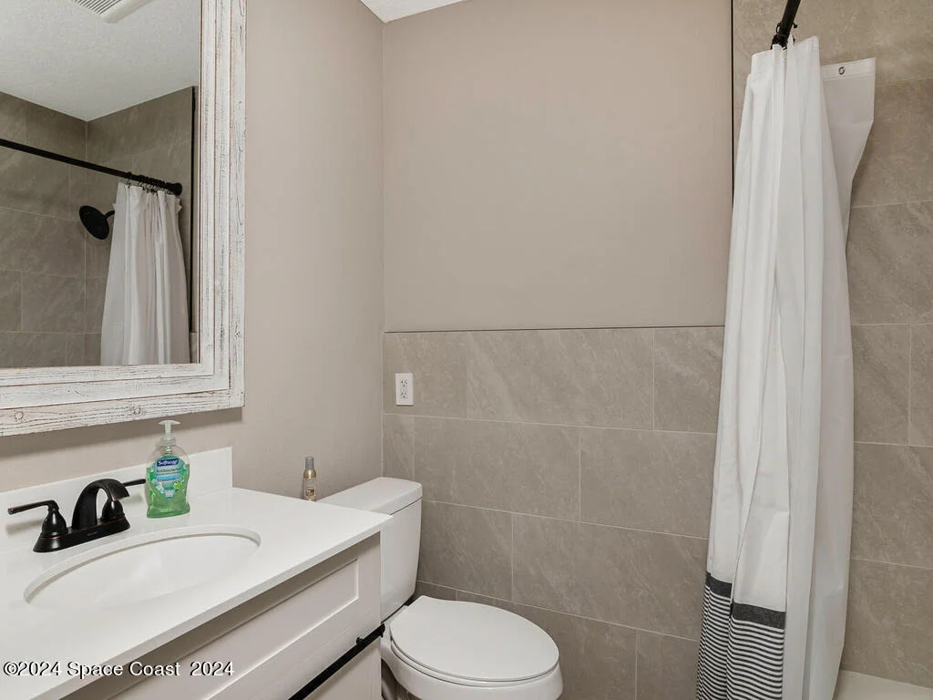 Photo of 2125 Indian River Drive