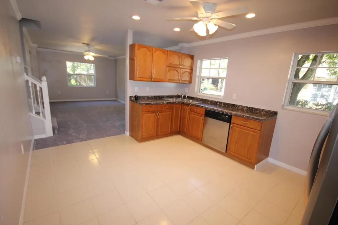 Photo of Unit 7 at 1475 Beechfern Drive
