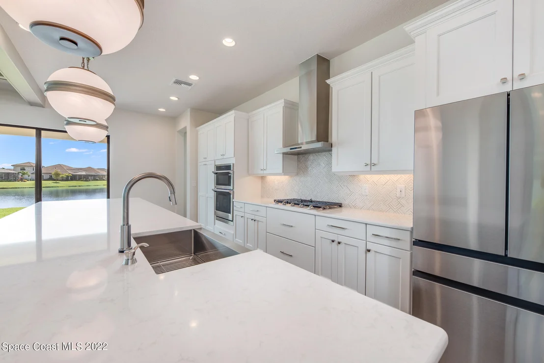Photo of 8235 Lyside Drive