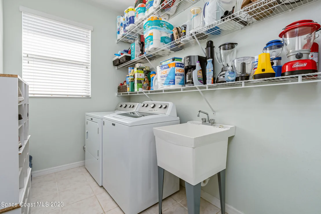 Photo of 4481 Portage Trail