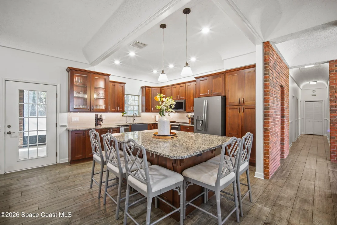 Photo of 572 Lake Ashley Circle