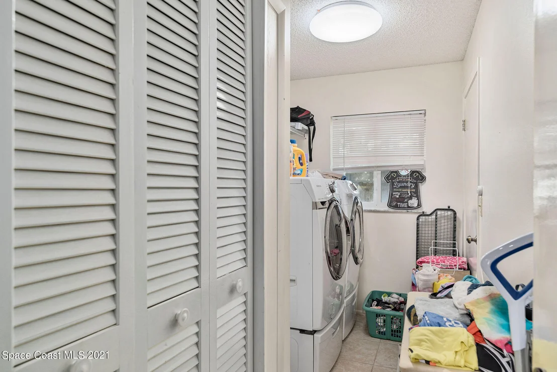 Photo of 211 Melbourne Avenue