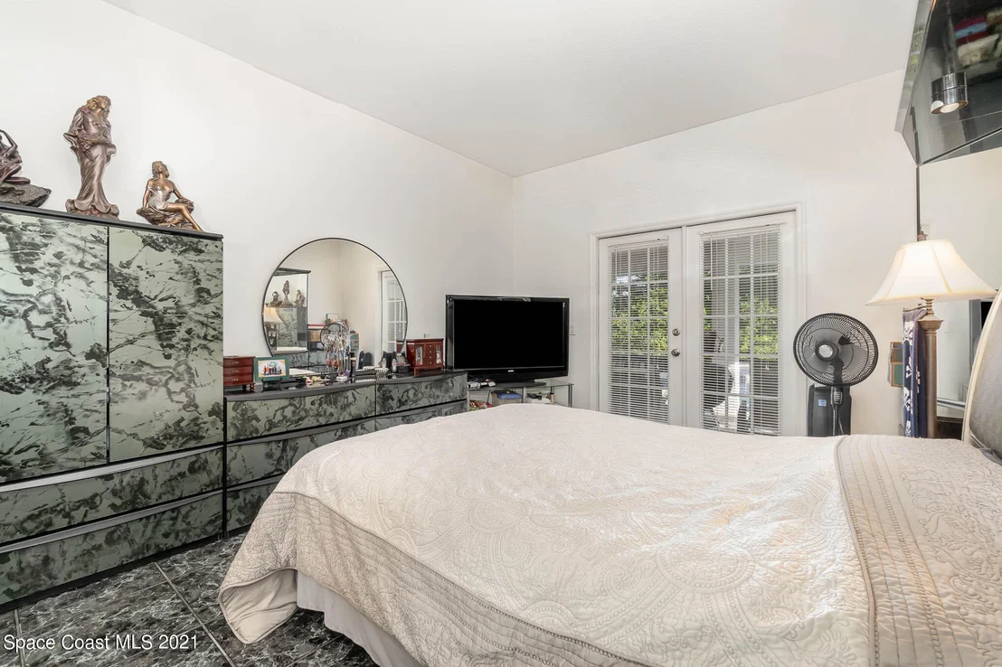 Photo of 1400 Bronco Drive