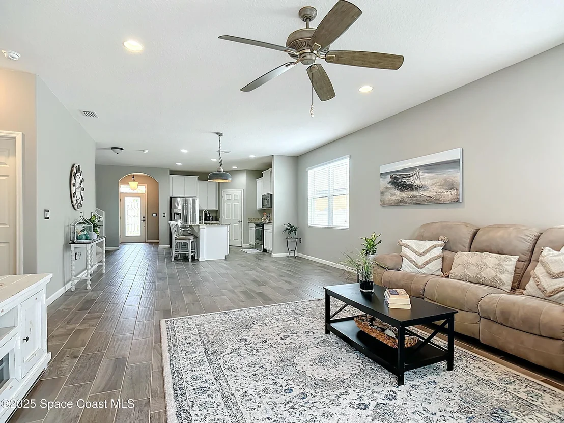 Photo of 1455 Fuji Drive