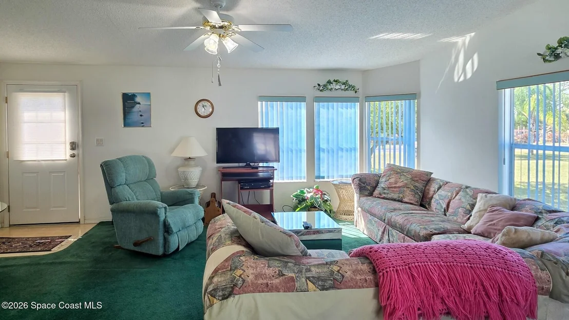 Photo of 306 Buttonwood Court