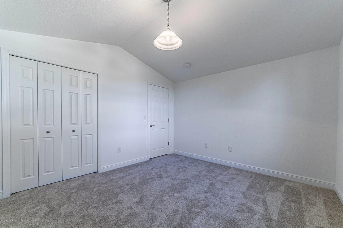 Photo of 435 Crescent Drive