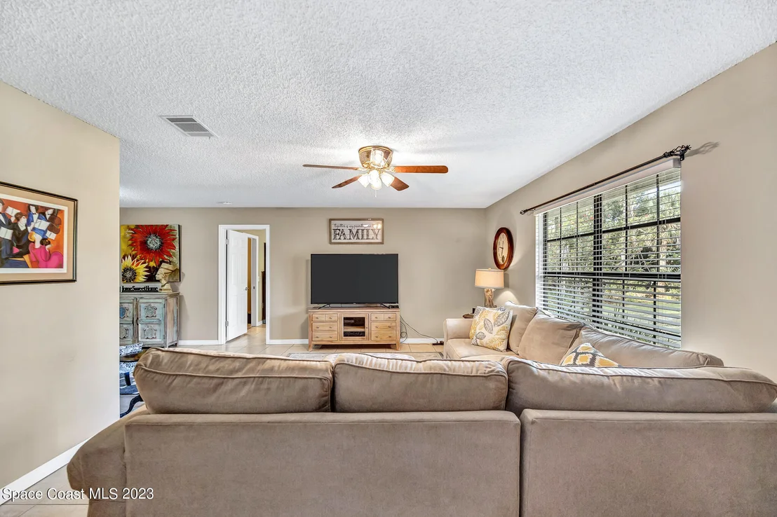 Photo of 2365 Homestead Lane