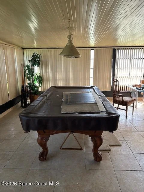 Photo of 1190 Riviera Drive NE