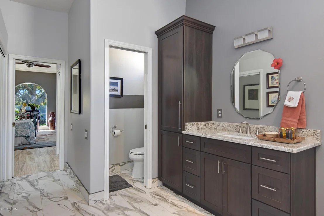 Photo of 979 Palm Brook Drive