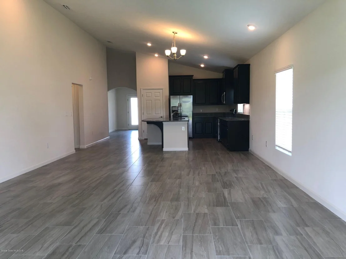 Photo of 1866 Fuji Drive