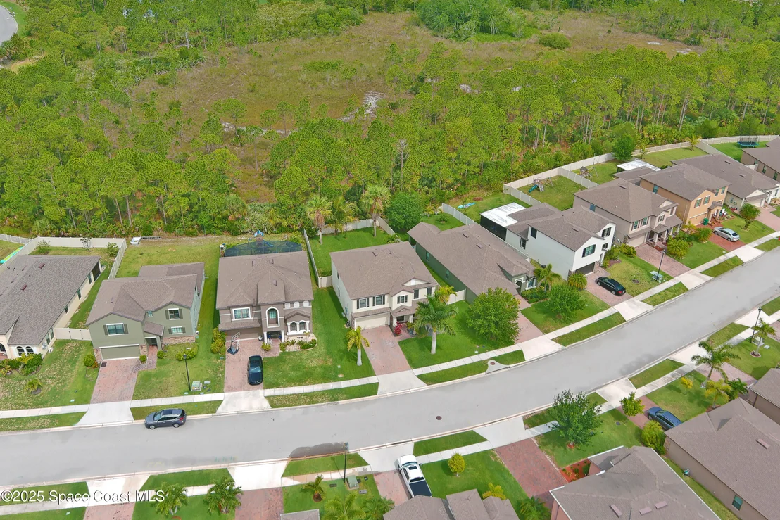 Photo of 1403 Musgrass Circle