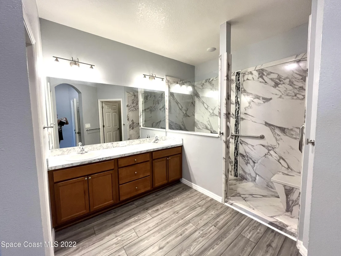 Photo of 8271 Laguna Circle