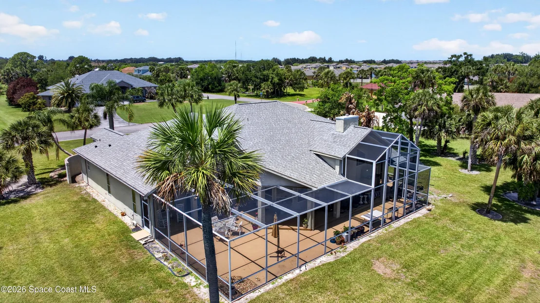 Photo of 900 Bluegrass Lane