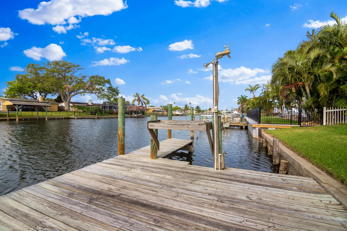 Photo of 426 Atlantis Drive