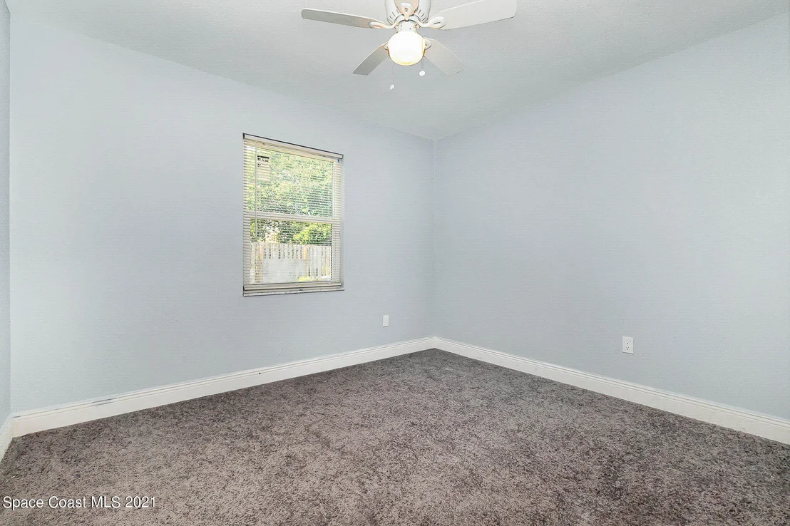 Photo of 646 Ford Circle W