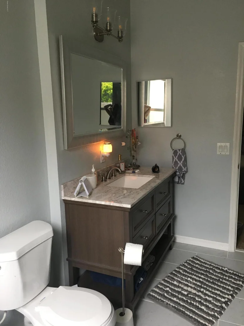 Photo of 958 Riviera Point Drive