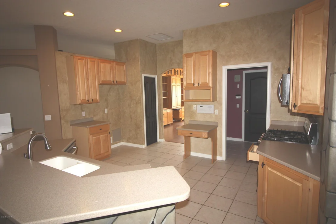 Photo of 1145 Starling Way