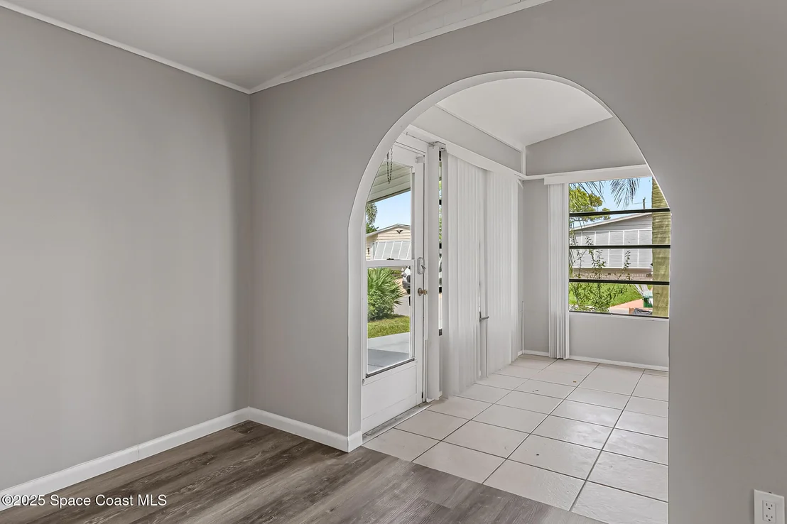 Photo of 555 Marlin Circle