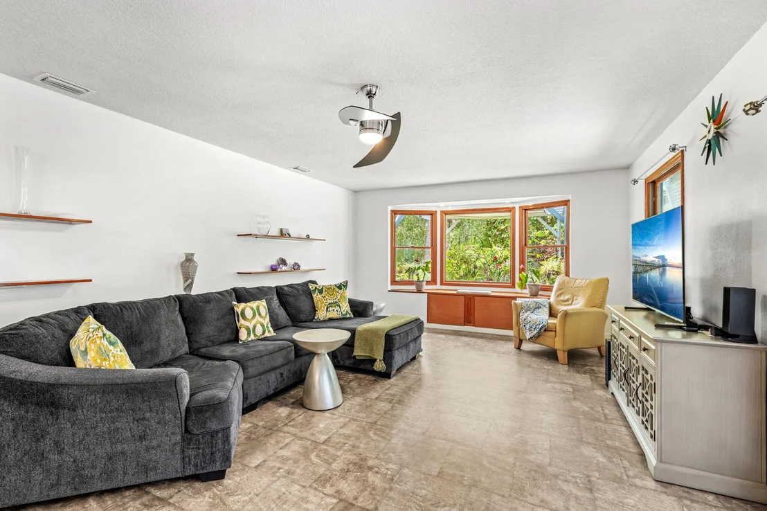Photo of 2285 Keystone Avenue