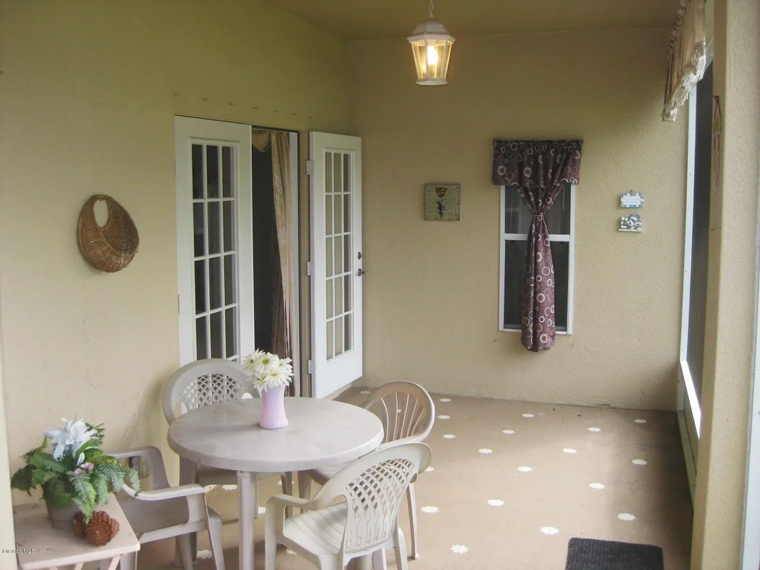 Photo of 1306 NW Jupiter Boulevard